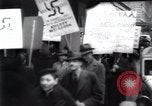 Standbild anti-Nazi Demonstranten New York City USA, 1938, aus Sekunde 43 historischem Filmmaterial Videoclip 65675073983