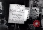 Standbild anti-Nazi Demonstranten New York City USA, 1938, aus Sekunde 62 historischem Filmmaterial Videoclip 65675073983
