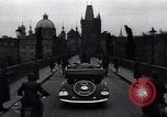 Standbild Marschall Josip Broz Tito Prag Tschechoslowakei, 1946, aus Sekunde 11 historischem Filmmaterial Videoclip 65675073986