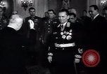 Standbild Marschall Josip Broz Tito Prag Tschechoslowakei, 1946, aus Sekunde 20 historischem Filmmaterial Videoclip 65675073986