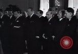 Standbild Marschall Josip Broz Tito Prag Tschechoslowakei, 1946, aus Sekunde 22 historischem Filmmaterial Videoclip 65675073986