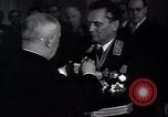 Standbild Marschall Josip Broz Tito Prag Tschechoslowakei, 1946, aus Sekunde 28 historischem Filmmaterial Videoclip 65675073986