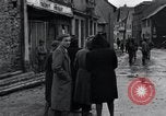 Image US Army round-up des prisonniers allemands Mechernich  Allemagne, 1945, de la seconde 16 séquences d'archives historiques vidéo 65675073998