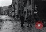 Image US Army round-up des prisonniers allemands Mechernich  Allemagne, 1945, de la seconde 22 séquences d'archives historiques vidéo 65675073998