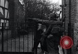 Image US Army round-up des prisonniers allemands Mechernich  Allemagne, 1945, de la seconde 58 séquences d'archives historiques vidéo 65675073998
