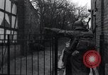 Image US Army round-up des prisonniers allemands Mechernich  Allemagne, 1945, de la seconde 59 séquences d'archives historiques vidéo 65675073998
