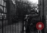 Image US Army round-up des prisonniers allemands Mechernich  Allemagne, 1945, de la seconde 61 séquences d'archives historiques vidéo 65675073998
