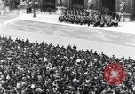 Standbild französischen Publikum Paris Frankreich, 1945, aus Sekunde 13 historischem Filmmaterial Videoclip 65675074012