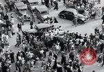 Standbild französischen Publikum Paris Frankreich, 1945, aus Sekunde 56 historischem Filmmaterial Videoclip 65675074012