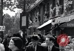 Standbild Victory Day Parade Paris Frankreich, 1945, aus Sekunde 20 historischem Filmmaterial Videoclip 65675074013