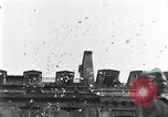 Standbild Victory Day Parade Paris Frankreich, 1945, aus Sekunde 49 historischem Filmmaterial Videoclip 65675074013
