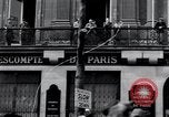 Standbild Victory Day Parade Paris Frankreich, 1945, aus Sekunde 58 historischem Filmmaterial Videoclip 65675074013