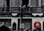 Standbild Victory Day Parade Paris Frankreich, 1945, aus Sekunde 59 historischem Filmmaterial Videoclip 65675074013