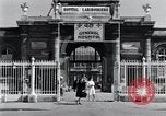 Standbild der Tag des Sieges feiern Paris Frankreich, 1945, aus Sekunde 11 historischem Filmmaterial Videoclip 65675074014