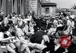 Standbild der Tag des Sieges feiern Paris Frankreich, 1945, aus Sekunde 30 historischem Filmmaterial Videoclip 65675074014
