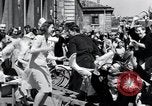 Standbild der Tag des Sieges feiern Paris Frankreich, 1945, aus Sekunde 38 historischem Filmmaterial Videoclip 65675074014