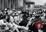Standbild der Tag des Sieges feiern Paris Frankreich, 1945, aus Sekunde 54 historischem Filmmaterial Videoclip 65675074014