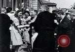 Standbild der Tag des Sieges feiern Paris Frankreich, 1945, aus Sekunde 58 historischem Filmmaterial Videoclip 65675074014