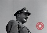 Immagine di La Giornata della vittoria festeggiamenti Parigi Francia, 1945, secondo 32 filmato di repertorio 65675074016