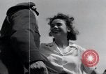 Immagine di La Giornata della vittoria festeggiamenti Parigi Francia, 1945, secondo 38 filmato di repertorio 65675074016