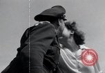 Immagine di La Giornata della vittoria festeggiamenti Parigi Francia, 1945, secondo 39 filmato di repertorio 65675074016