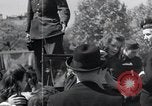 Immagine di La Giornata della vittoria festeggiamenti Parigi Francia, 1945, secondo 42 filmato di repertorio 65675074016