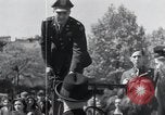 Immagine di La Giornata della vittoria festeggiamenti Parigi Francia, 1945, secondo 47 filmato di repertorio 65675074016