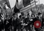 Immagine di La Giornata della vittoria festeggiamenti Parigi Francia, 1945, secondo 49 filmato di repertorio 65675074016