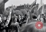 Immagine di La Giornata della vittoria festeggiamenti Parigi Francia, 1945, secondo 52 filmato di repertorio 65675074016