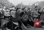 Immagine di La Giornata della vittoria festeggiamenti Parigi Francia, 1945, secondo 58 filmato di repertorio 65675074016