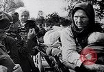 Standbild Runde der Verdächtigen von Bydgoszcz oder Bromberg Polen, 1939, aus Sekunde 11 historischem Filmmaterial Videoclip 65675074041