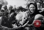 Standbild Runde der Verdächtigen von Bydgoszcz oder Bromberg Polen, 1939, aus Sekunde 14 historischem Filmmaterial Videoclip 65675074041