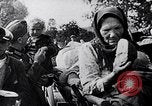 Standbild Runde der Verdächtigen von Bydgoszcz oder Bromberg Polen, 1939, aus Sekunde 15 historischem Filmmaterial Videoclip 65675074041