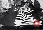 Standbild Psychologische Kriegsführung Frankreich, 1940, aus Sekunde 24 historischem Filmmaterial Videoclip 65675074051