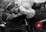 Standbild Psychologische Kriegsführung Frankreich, 1940, aus Sekunde 32 historischem Filmmaterial Videoclip 65675074051