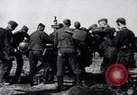 Standbild deutsche Soldaten Deutschland, 1940, aus Sekunde 9 historischem Filmmaterial Videoclip 65675074052
