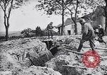 Immagine di Abbandonate le posizioni francese Francia, 1940, secondo 16 filmato di repertorio 65675074055