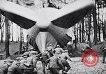 Immagine di Abbandonate le posizioni francese Francia, 1940, secondo 29 filmato di repertorio 65675074055
