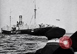 Immagine di HMS coraggioso affondato Oceano atlantico, 1939, secondo 46 filmato di repertorio 65675074064