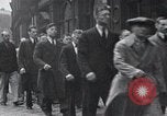 Standbild Britische Union der Faschisten Manchester England Vereinigtes Königreich, 1936, aus Sekunde 11 historischem Filmmaterial Videoclip 65675074068