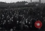 Standbild faschistische Versammlung Manchester England Vereinigtes Königreich, 1936, aus Sekunde 45 historischem Filmmaterial Videoclip 65675074069
