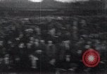 Standbild faschistische Versammlung Manchester England Vereinigtes Königreich, 1936, aus Sekunde 49 historischem Filmmaterial Videoclip 65675074069