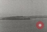Immagine di nave da crociera nel porto Europa, 1937, secondo 6 filmato di repertorio 65675074078