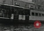 Immagine di gondola sul canale Venezia Italia, 1937, secondo 4 filmato di repertorio 65675074080