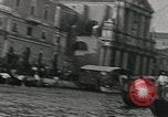Immagine di gondola sul canale Venezia Italia, 1937, secondo 8 filmato di repertorio 65675074080