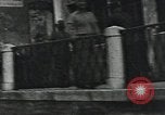 Immagine di gondola sul canale Venezia Italia, 1937, secondo 55 filmato di repertorio 65675074080