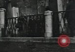Immagine di gondola sul canale Venezia Italia, 1937, secondo 57 filmato di repertorio 65675074080