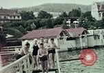 Image touristes nageant Carinthie Autriche, 1937, de la seconde 5 séquences d'archives historiques vidéo 65675074084