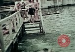 Image touristes nageant Carinthie Autriche, 1937, de la seconde 13 séquences d'archives historiques vidéo 65675074084