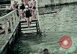Image touristes nageant Carinthie Autriche, 1937, de la seconde 14 séquences d'archives historiques vidéo 65675074084